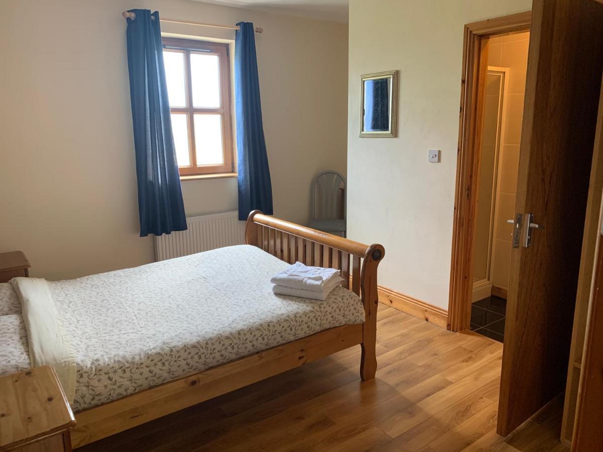 Clare'S Rock Self-Catering Accommodation Carron Экстерьер фото