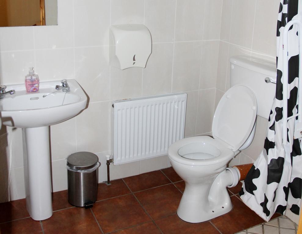 Clare'S Rock Self-Catering Accommodation Carron Экстерьер фото